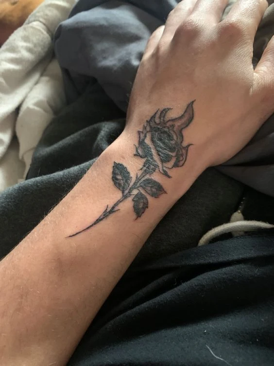 Top 300+ hình xăm hoa ý nghĩa được nhiều người xăm nhất - Genztattoo