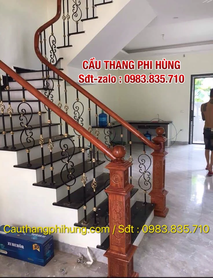 Tổng Hợp Các Mẫu Lan Can Cầu Thang Sắt Tay Gỗ Đẹp Tại Hà Nội