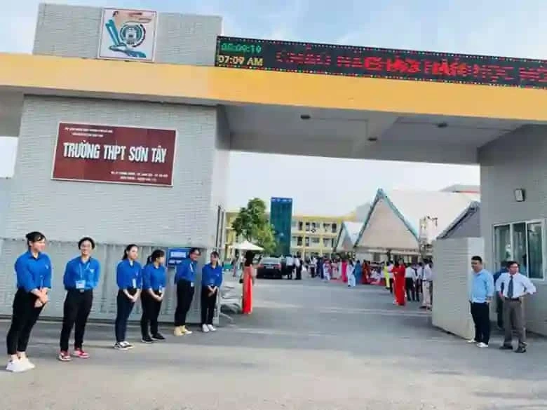 Trường THPT Sơn Tây: Hành trình hơn 60 năm phát triển