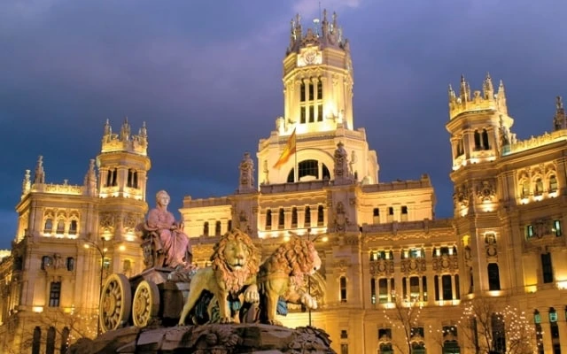 Cẩm nang du lịch thủ đô Madrid Tây Ban Nha chi tiết nhất