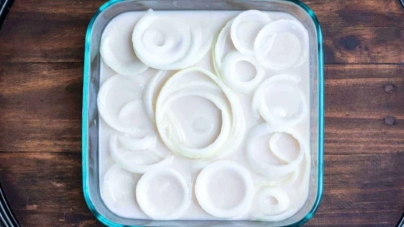 7 cách làm hành tây, hành tím bớt hăng chỉ trong tíc tắc mà bạn nên biết