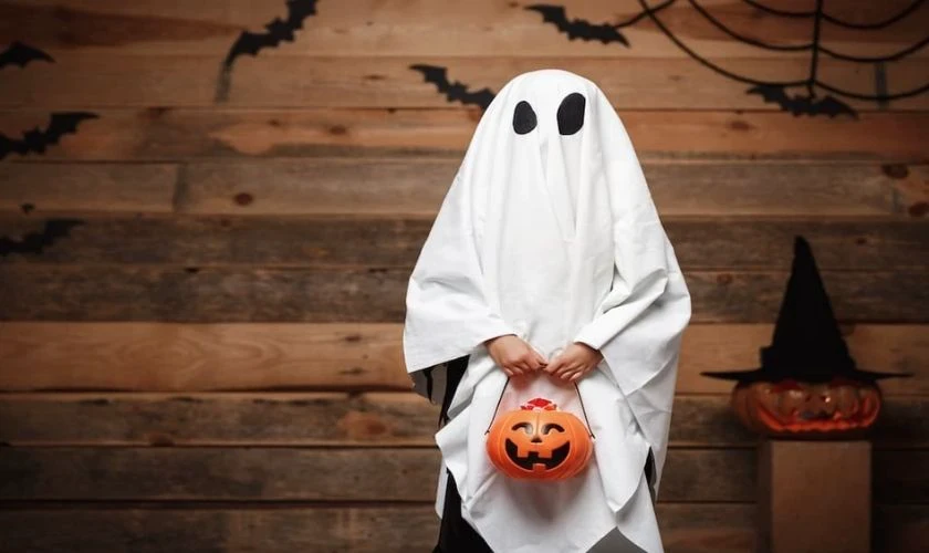 Ý tưởng hóa trang Halloween đơn giản, độc đáo 2024