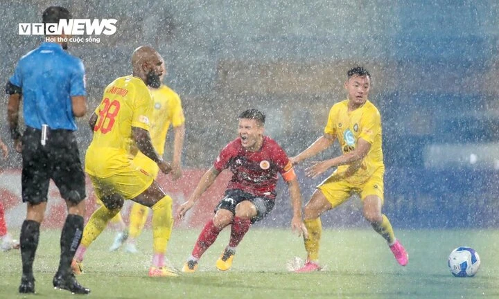 Trực tiếp bóng đá CLB Công an Hà Nội 0-1 Thanh Hóa: Ramos ghi bàn