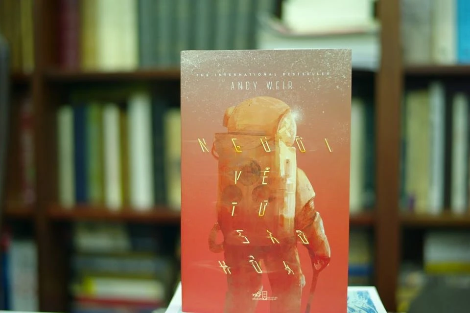 Người Về Từ Sao Hỏa: Cuộc Chiến Sinh Tồn Đầy Kịch Tính