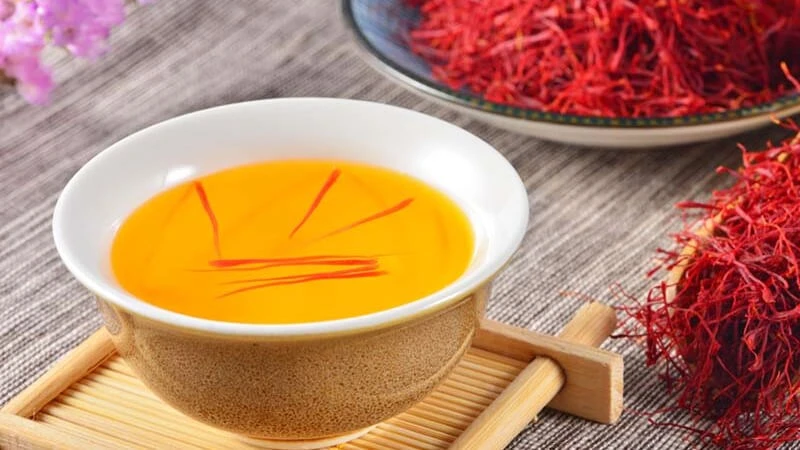 Cách sử dụng nhuỵ hoa nghệ tây Saffron đúng cách, hiệu quả
