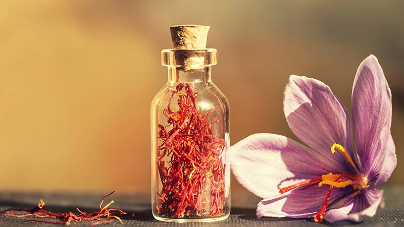 Cách sử dụng nhuỵ hoa nghệ tây Saffron đúng cách, hiệu quả
