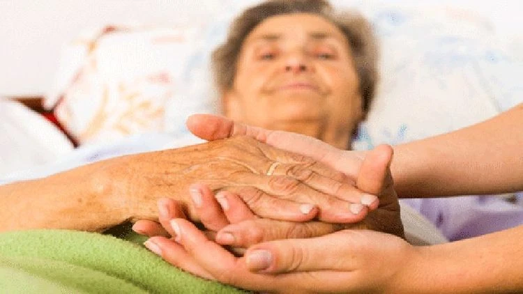 Những người có nguy cơ đau nhức xương khớp bàn tay, ngón tay?