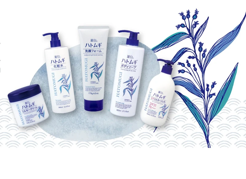 Nước tẩy trang Hatomugi có cồn không?