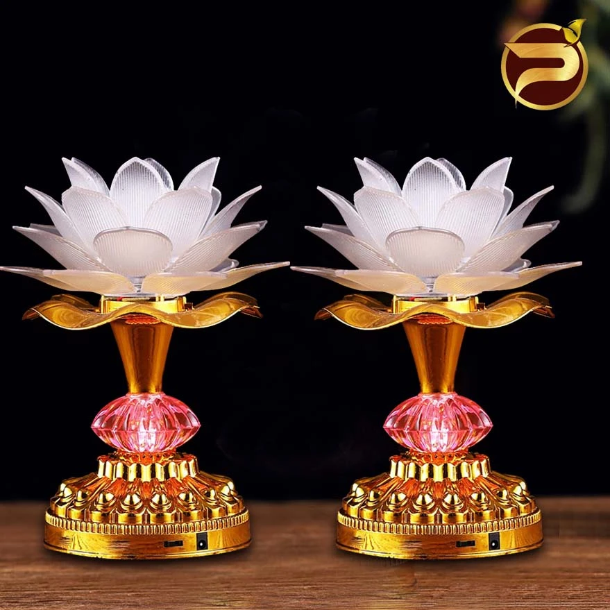 Đèn thờ hoa sen: Biểu tượng của sự thanh tao và bình an