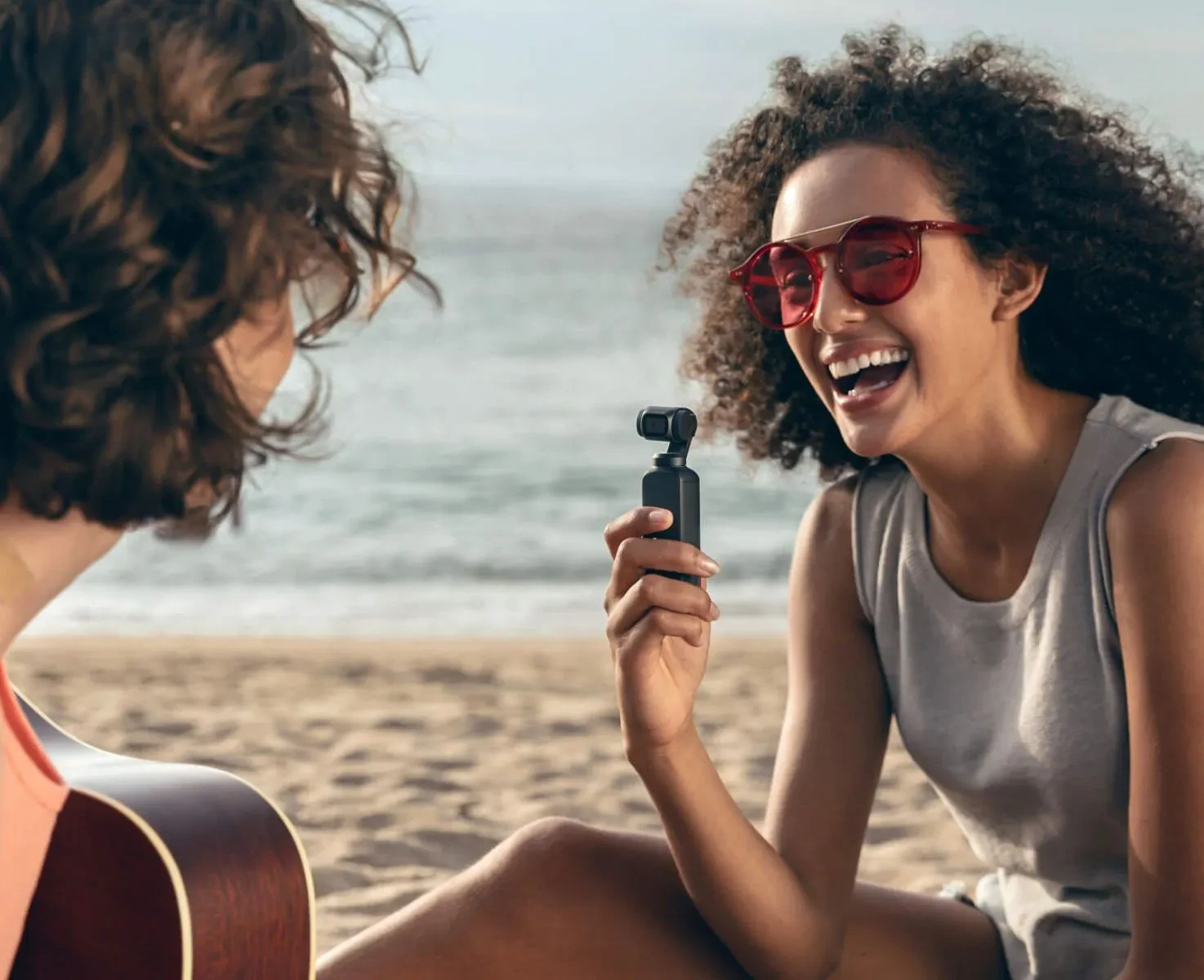 Máy Quay Phim Cầm Tay Chống Rung DJI Osmo Pocket