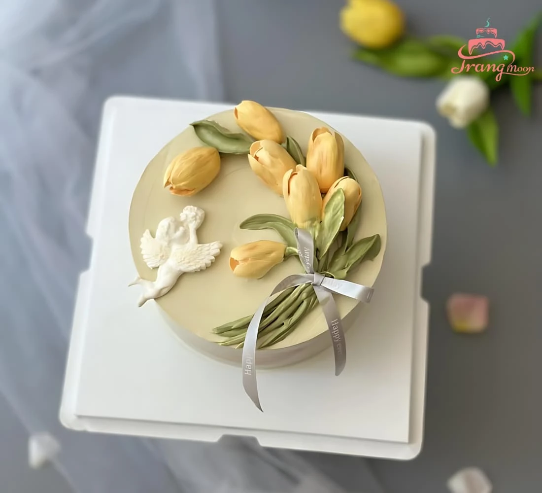 Khám Phá Vẻ Đẹp Bánh Kem Hoa Tulip Độc Đáo