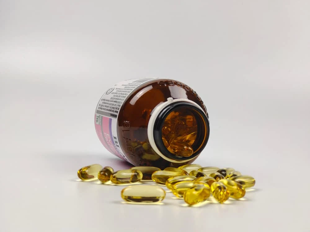 Tinh Dầu Hoa Anh Thảo Úc: Lợi Ích và Thành Phần Quý Giá