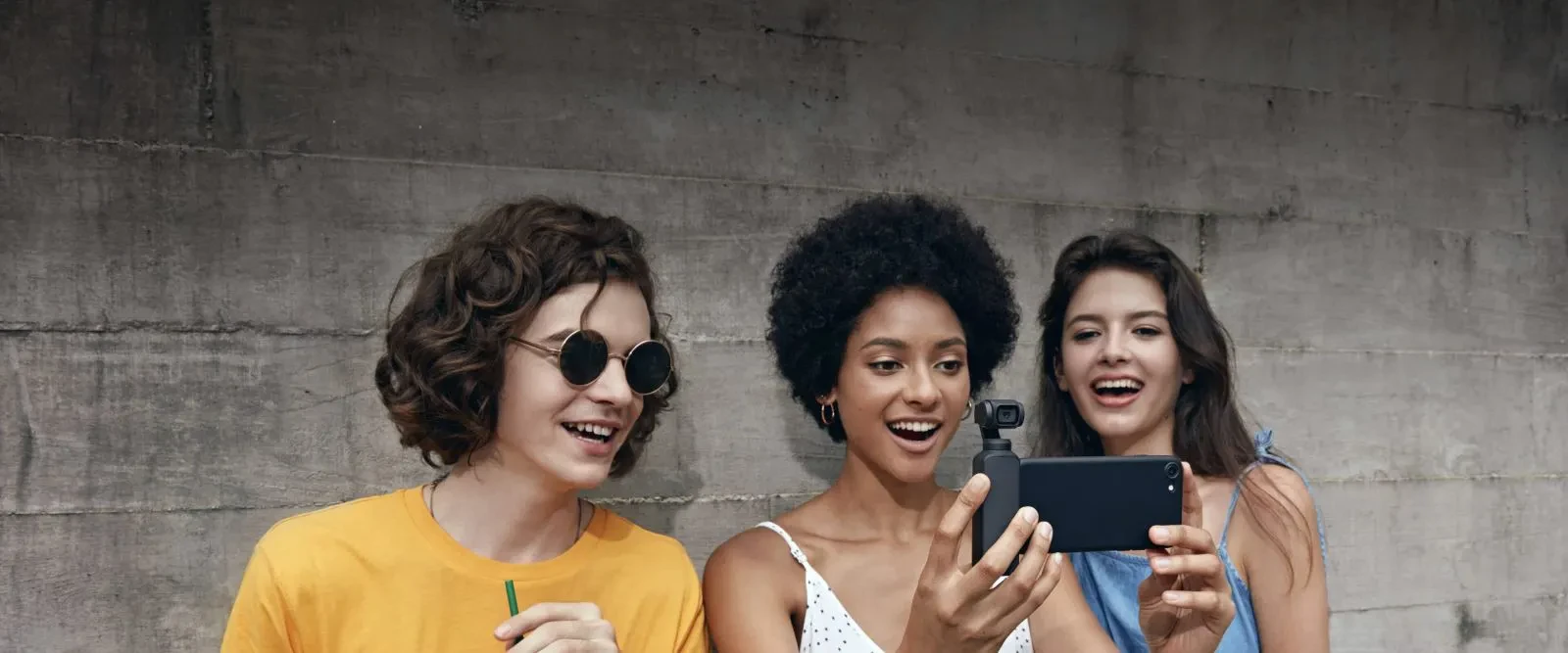 Máy Quay Phim Cầm Tay Chống Rung DJI Osmo Pocket