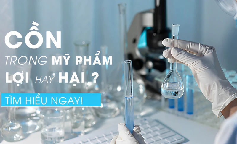 Nước tẩy trang Hatomugi có cồn không?