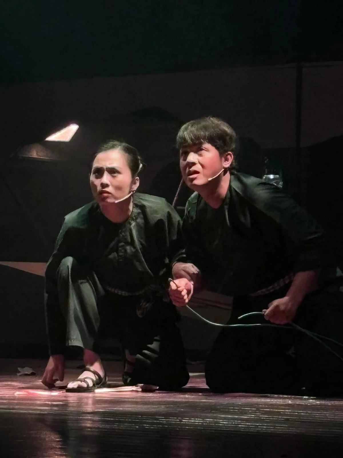 Diễn viên Hòa Hiệp hạnh phúc báo tin vui ở tuổi 42