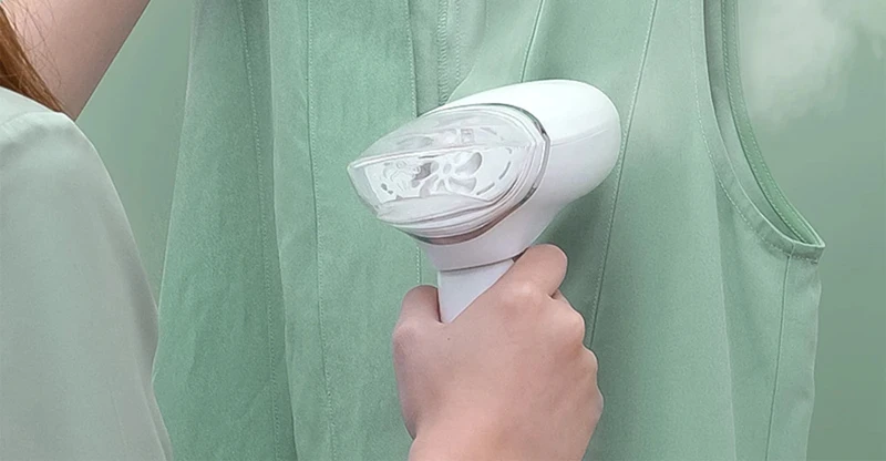 Hướng dẫn cách sử dụng bàn là hơi nước cầm tay hiệu quả