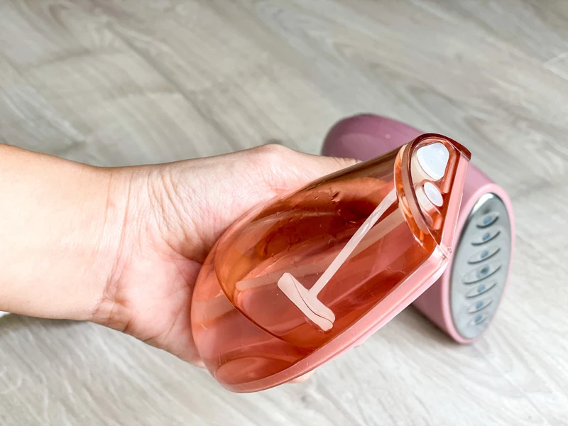 Hướng dẫn sử dụng bàn ủi hơi nước cầm tay đúng cách