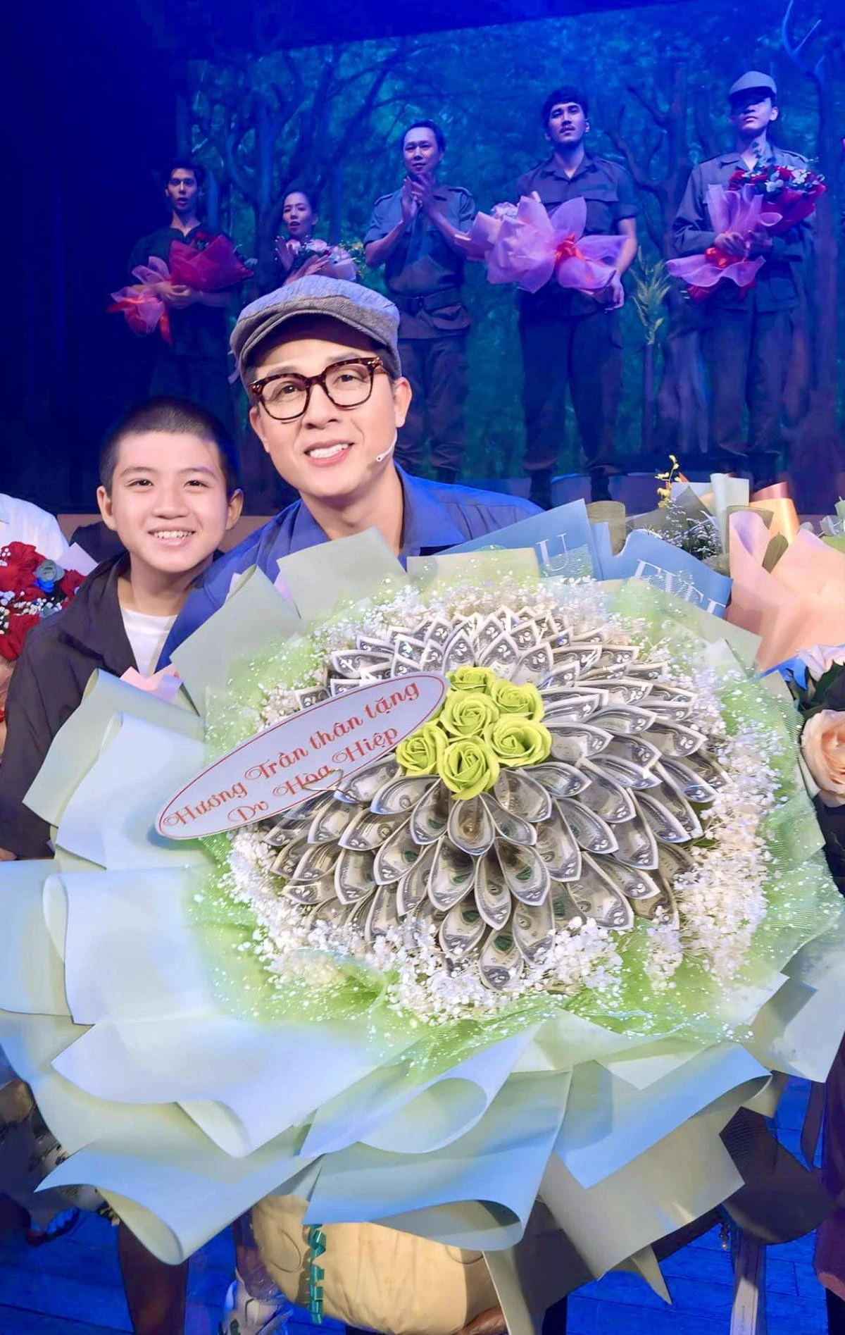 Diễn viên Hòa Hiệp hạnh phúc báo tin vui ở tuổi 42