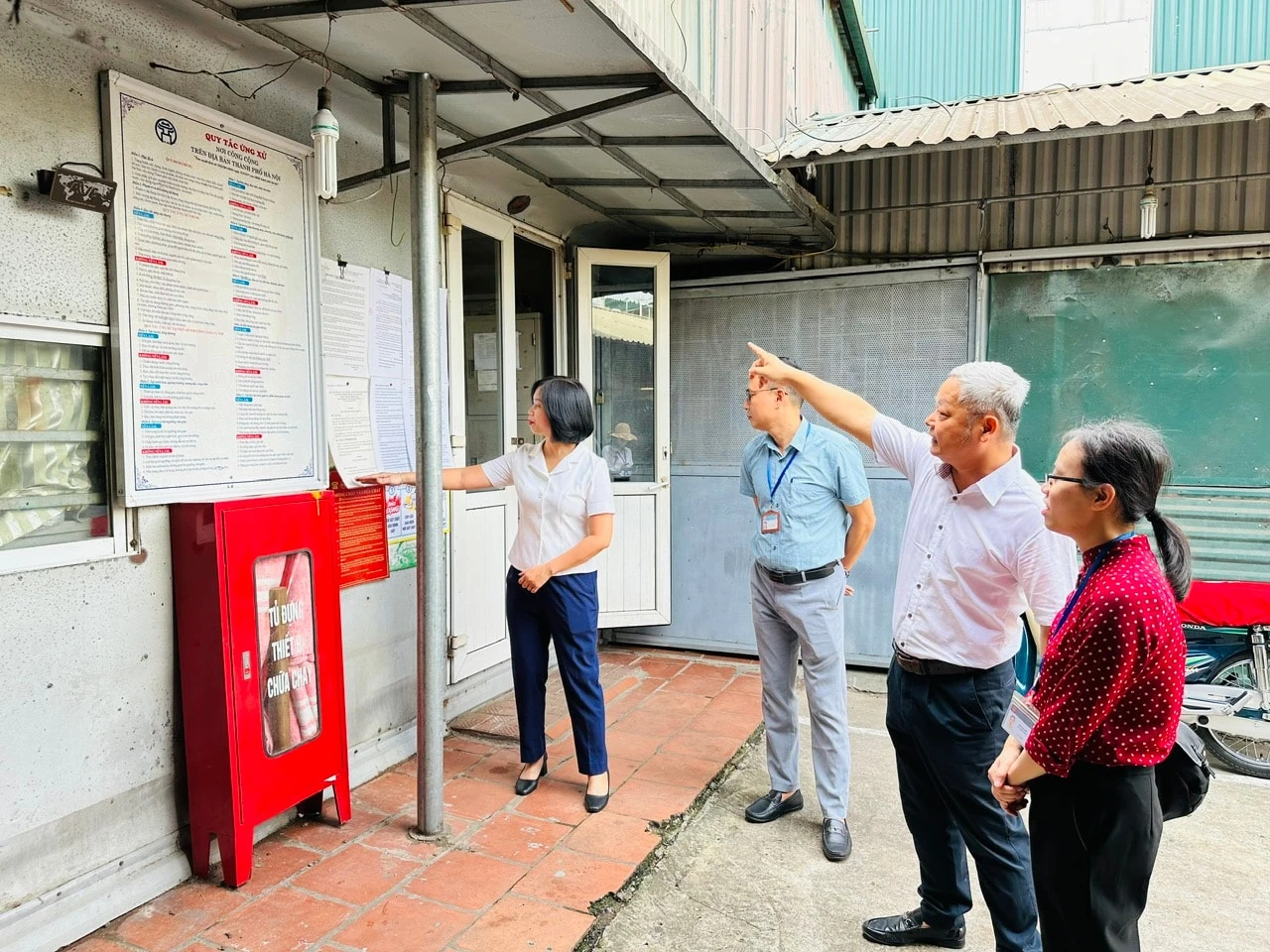 Để chợ hoa Quảng An thành điểm du lịch đêm hấp dẫn của Hà Nội