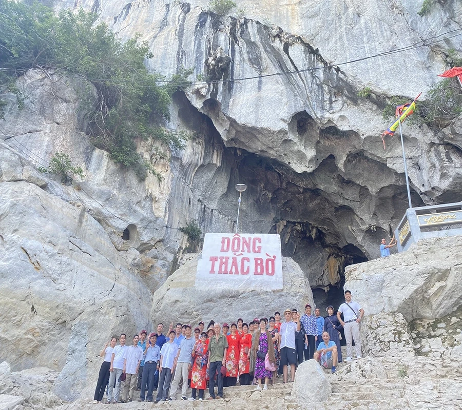 Tour Thác Bờ Hòa Bình Giá Rẻ Review Kinh Nghiệm Du Lịch 2024