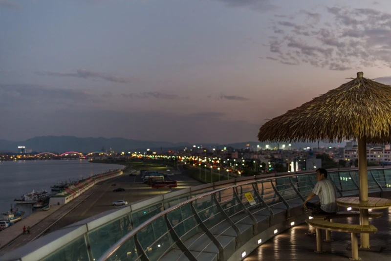 Giải mã lý do vì sao “Khi hoa trà nở” làm say lòng cả những khán giả khó tính nhất