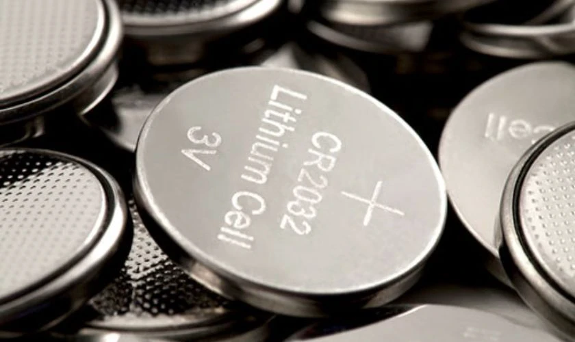 Cách thay pin đồng hồ đeo tay tại nhà đơn giản