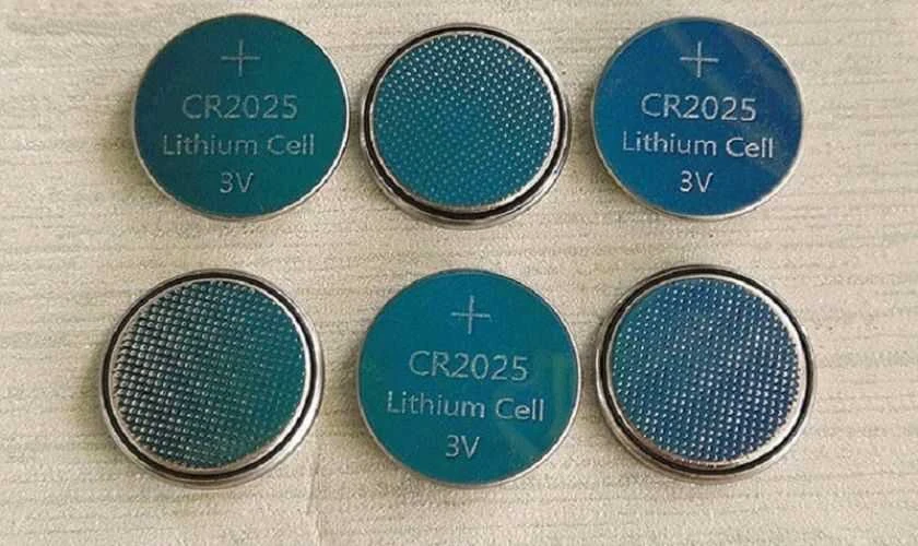 Cách thay pin đồng hồ đeo tay tại nhà đơn giản