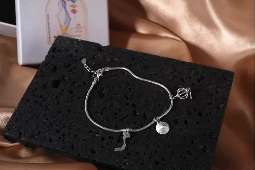 Vòng tay handmade: Tôn vinh phong cách cá nhân