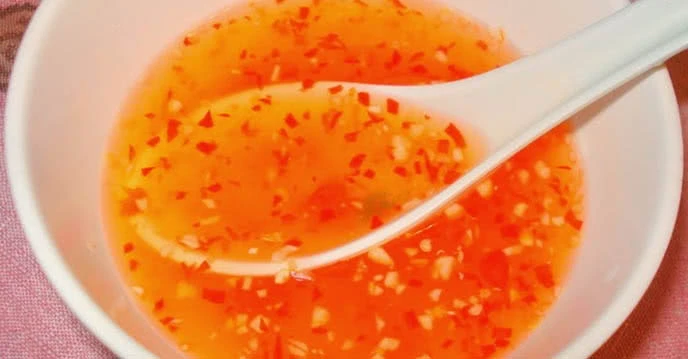 Cách làm nộm hoa chuối tai lợn GIÒN NGON, không BỊ THÂM