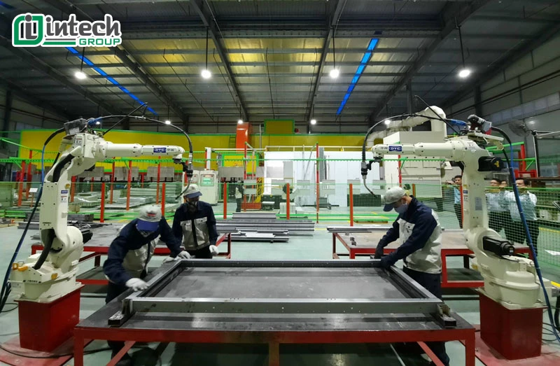 Tự động hóa và công nghệ robot ra đời có điểm hạn chế là gì