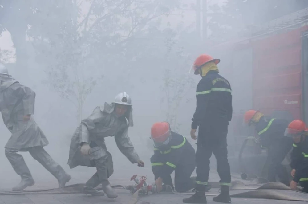 Vai trò quan trọng của lính cứu hỏa trong cứu hộ