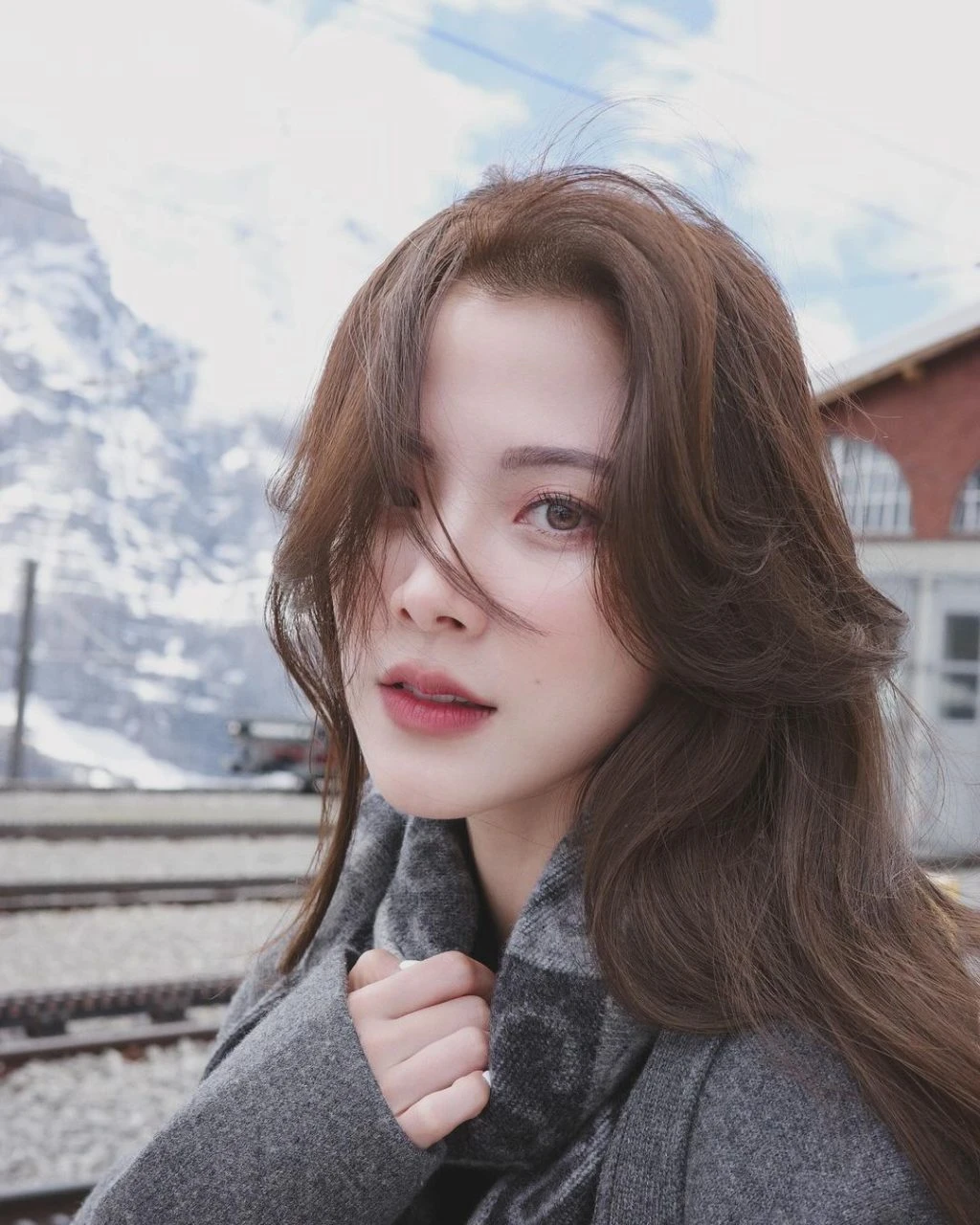 Dưỡng tóc đẹp với màu nâu chocolate không tẩy