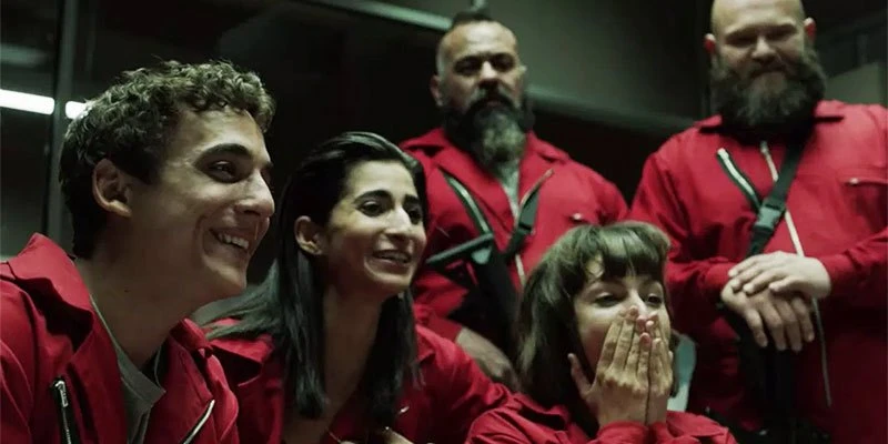 “Phi vụ triệu đô” mùa 4 xứng đáng Top 1 Netflix với hàng loạt Plot Twist