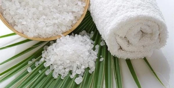 Mách nhỏ 9 cách tẩy vết máu trên quần áo siêu dễ, hiệu quả nhanh