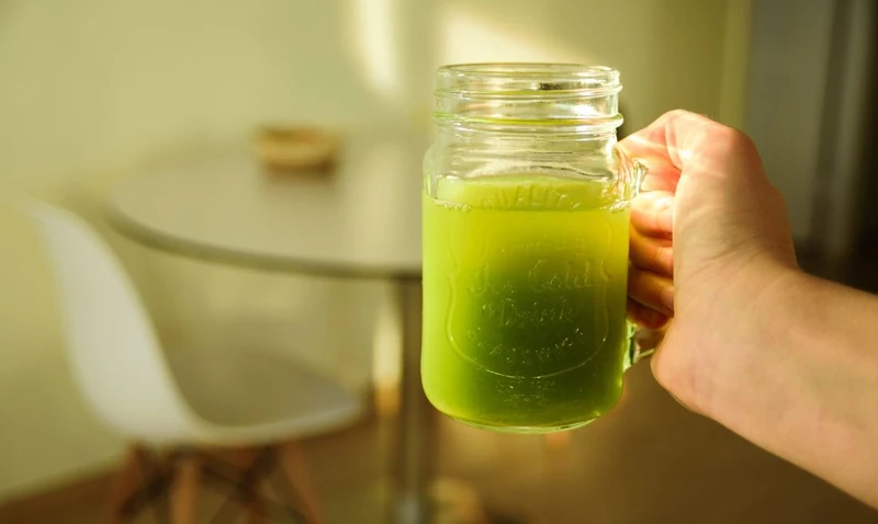 Uống nước ép cần tây giảm cân vào lúc nào hiệu quả nhất