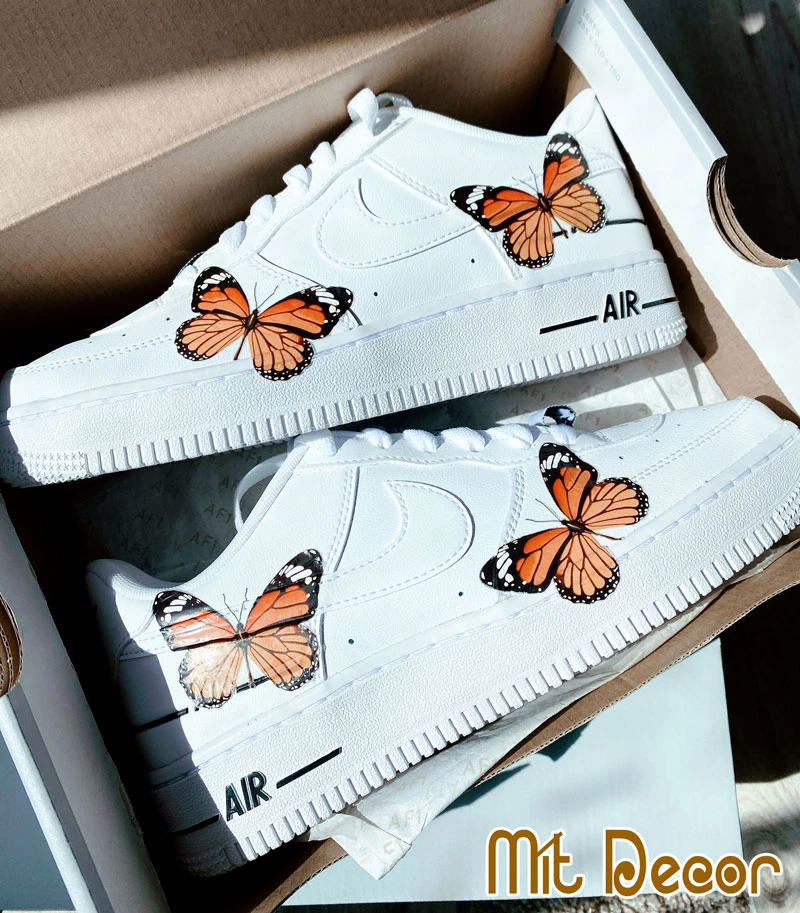 Shop Custom Giày Đẹp Và Uy Tín Tại TPHCM | Mít Decor