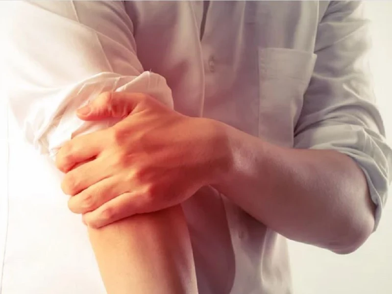 Hiểu rõ về nhức mỏi tay chân và nguyên nhân gây ra
