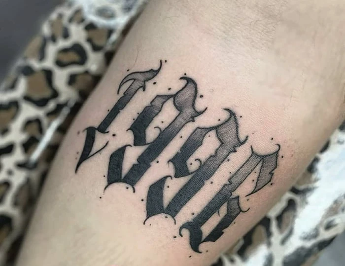 Khám Phá: Top Mẫu Hình Xăm Năm Sinh Đẹp 2024