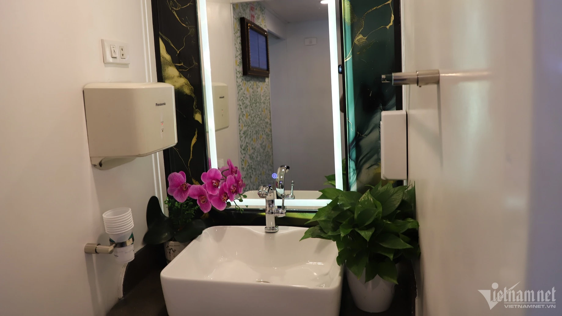 Đường sắt khai trương tàu ‘5 sao’ chặng Sài Gòn - Đà Nẵng dịp lễ