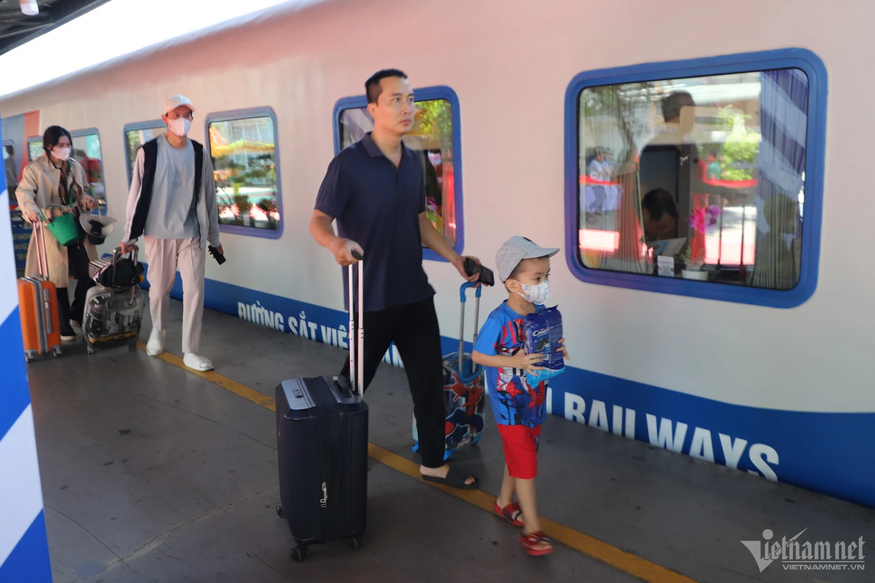 Đường sắt khai trương tàu ‘5 sao’ chặng Sài Gòn - Đà Nẵng dịp lễ