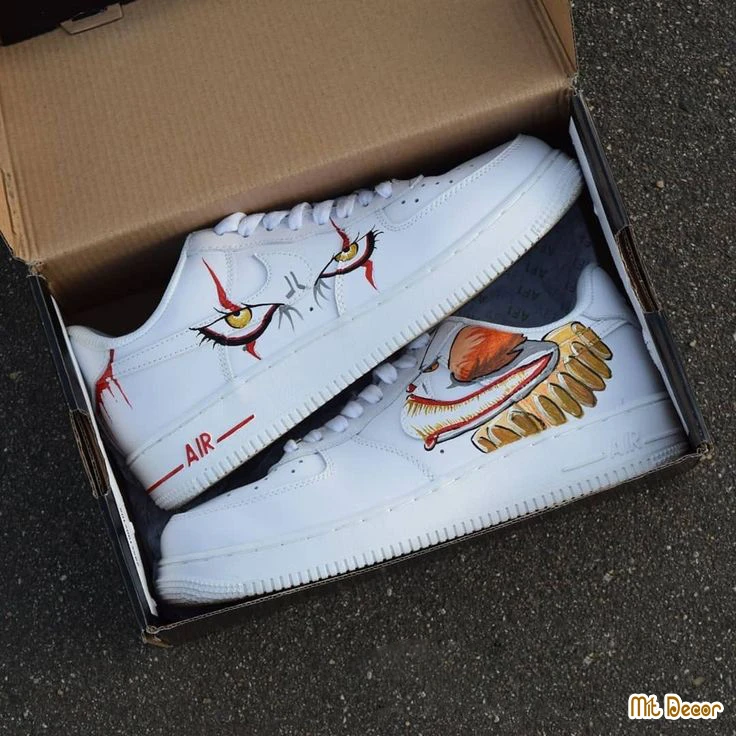 Shop Custom Giày Đẹp Và Uy Tín Tại TPHCM | Mít Decor