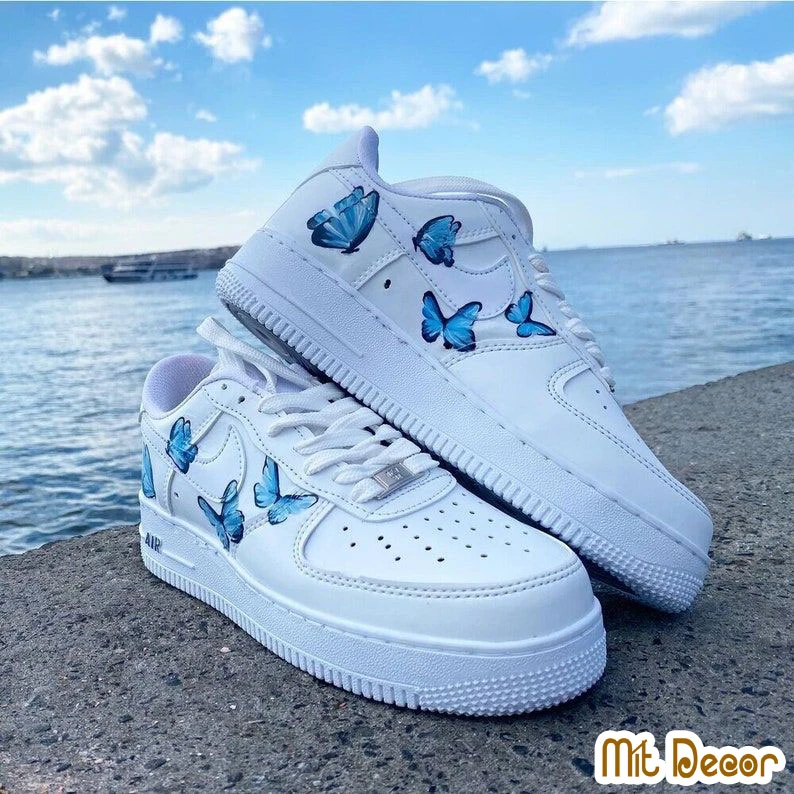 Shop Custom Giày Đẹp Và Uy Tín Tại TPHCM | Mít Decor