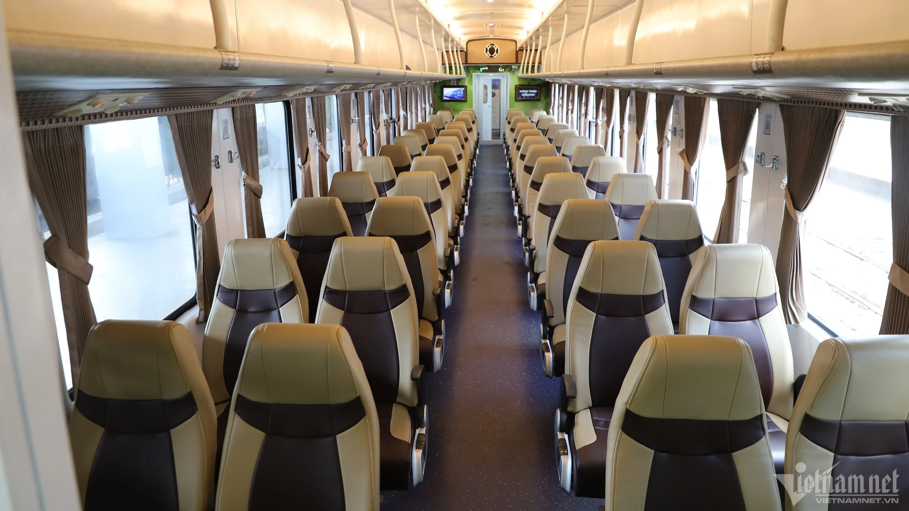 Đường sắt khai trương tàu ‘5 sao’ chặng Sài Gòn - Đà Nẵng dịp lễ