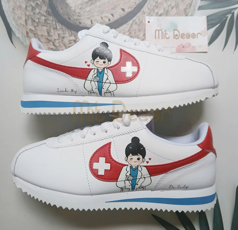 Shop Custom Giày Đẹp Và Uy Tín Tại TPHCM | Mít Decor