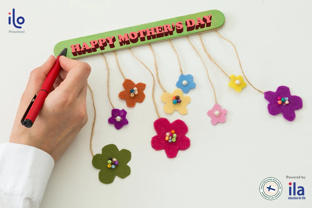 [DIY] 5 cách làm thiệp mùng 8 tháng 3 sáng tạo