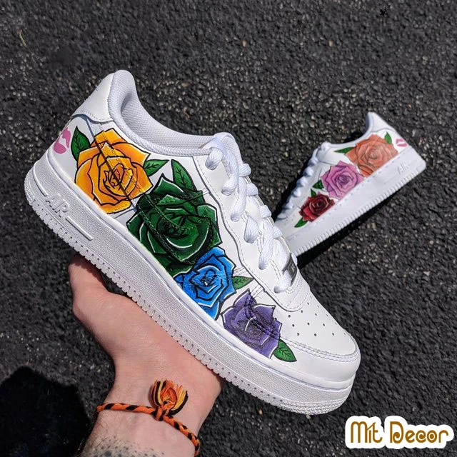 Shop Custom Giày Đẹp Và Uy Tín Tại TPHCM | Mít Decor