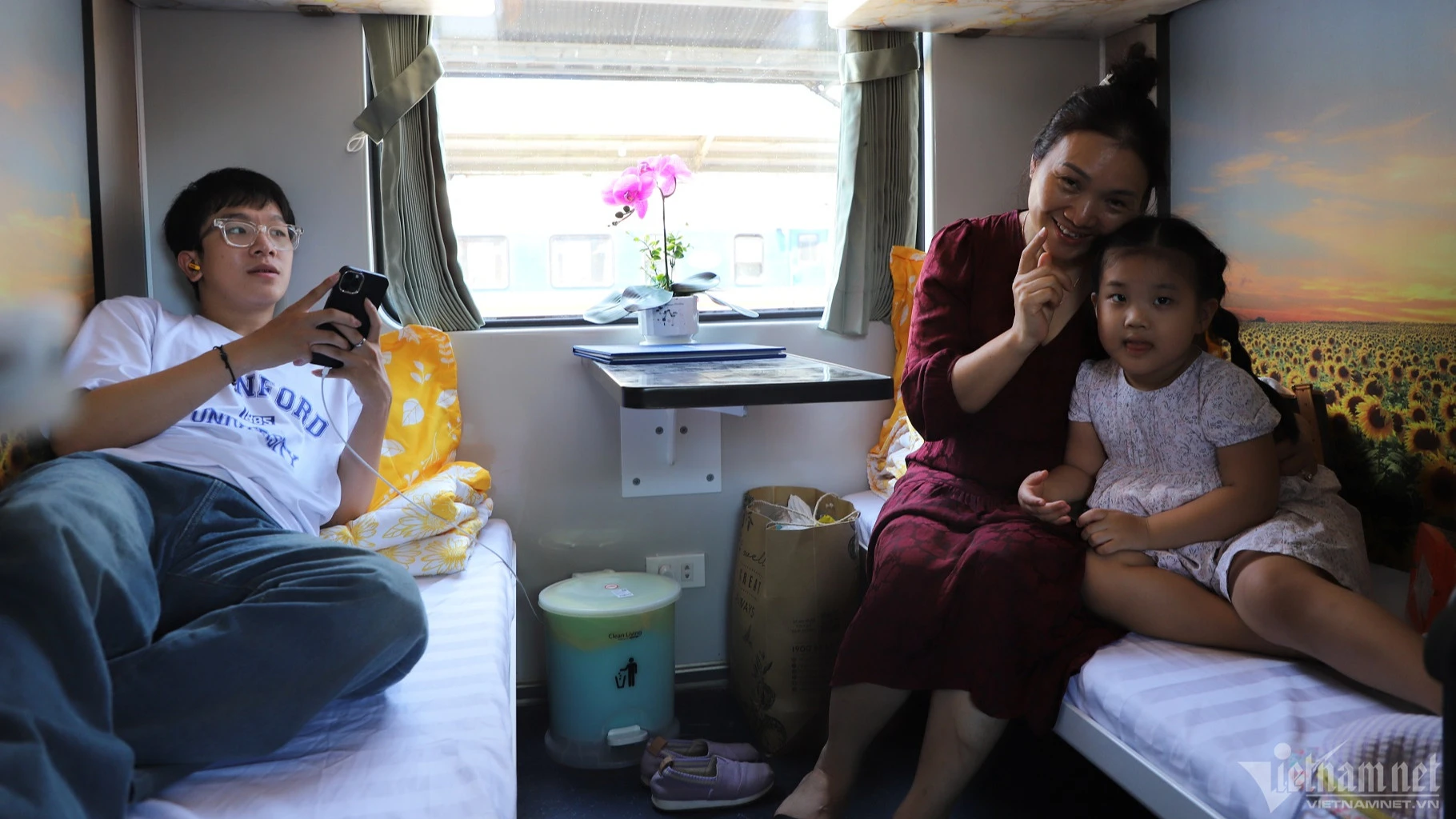 Đường sắt khai trương tàu ‘5 sao’ chặng Sài Gòn - Đà Nẵng dịp lễ