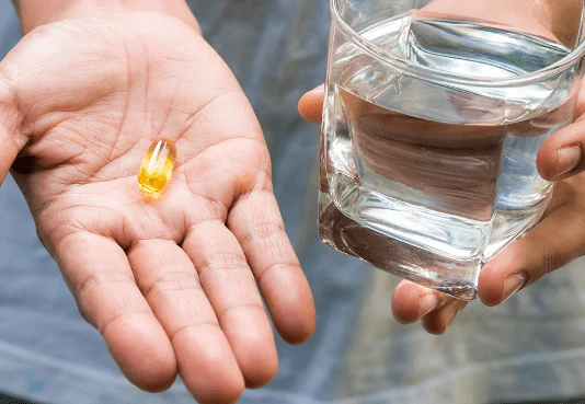 Hướng dẫn chị em uống tinh dầu hoa anh thảo đúng cách để mang lại hiệu quả tốt nhất