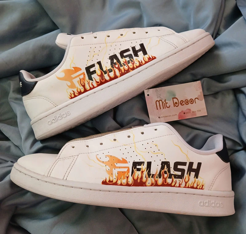 Shop Custom Giày Đẹp Và Uy Tín Tại TPHCM | Mít Decor