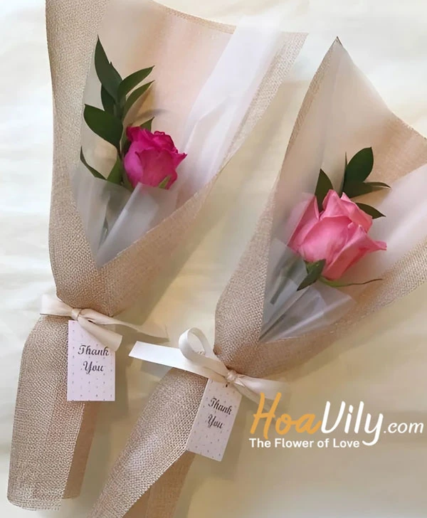 Chia sẻ cách bó hoa 1 bông đơn giản mà cực đẹp